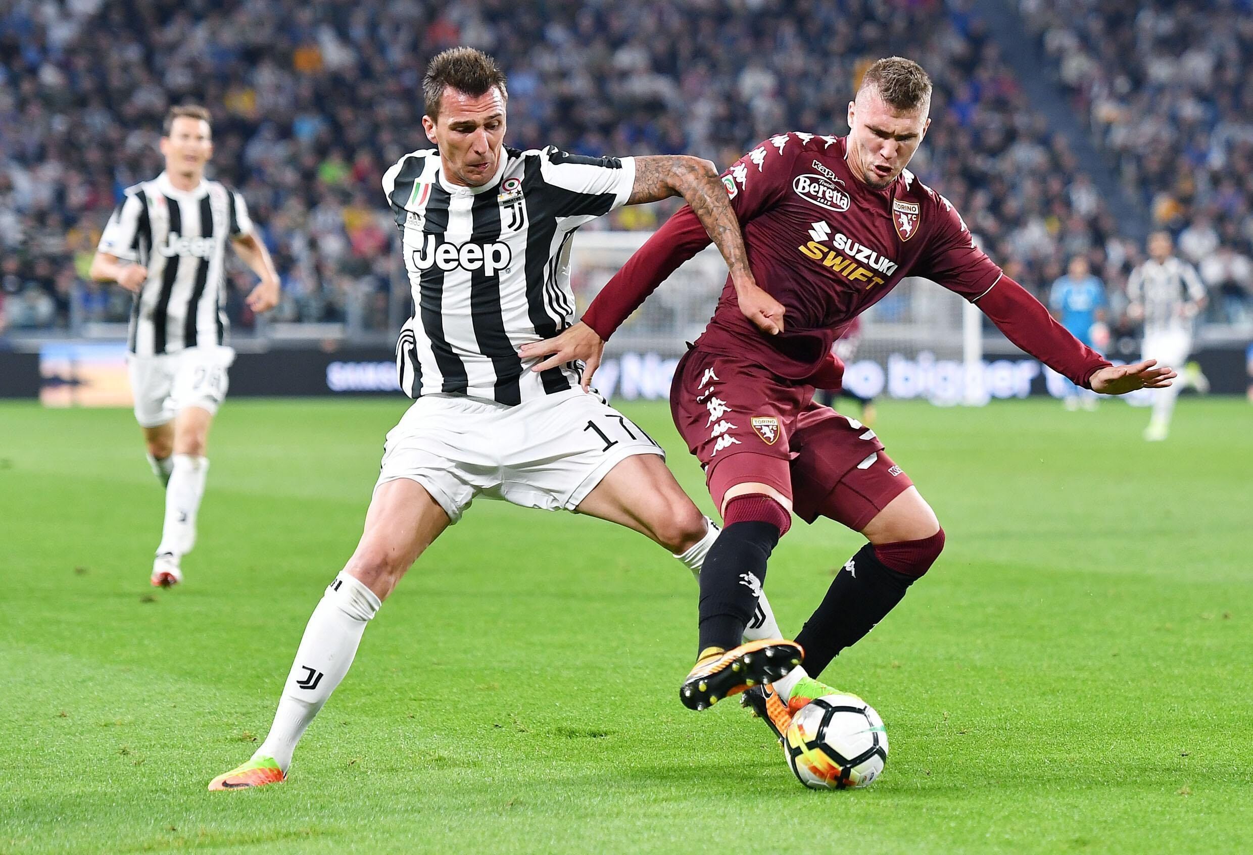 欧文突破防守助攻制胜（欧文强突防线送出制胜助攻）