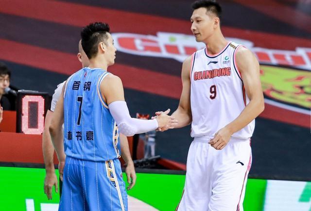 CTA官员称维尼修斯撞佩尼亚是偶然，埃尔切主帅回击（CTA官员称维尼修斯撞倒佩尼亚属意外，埃尔切主帅强硬反驳）