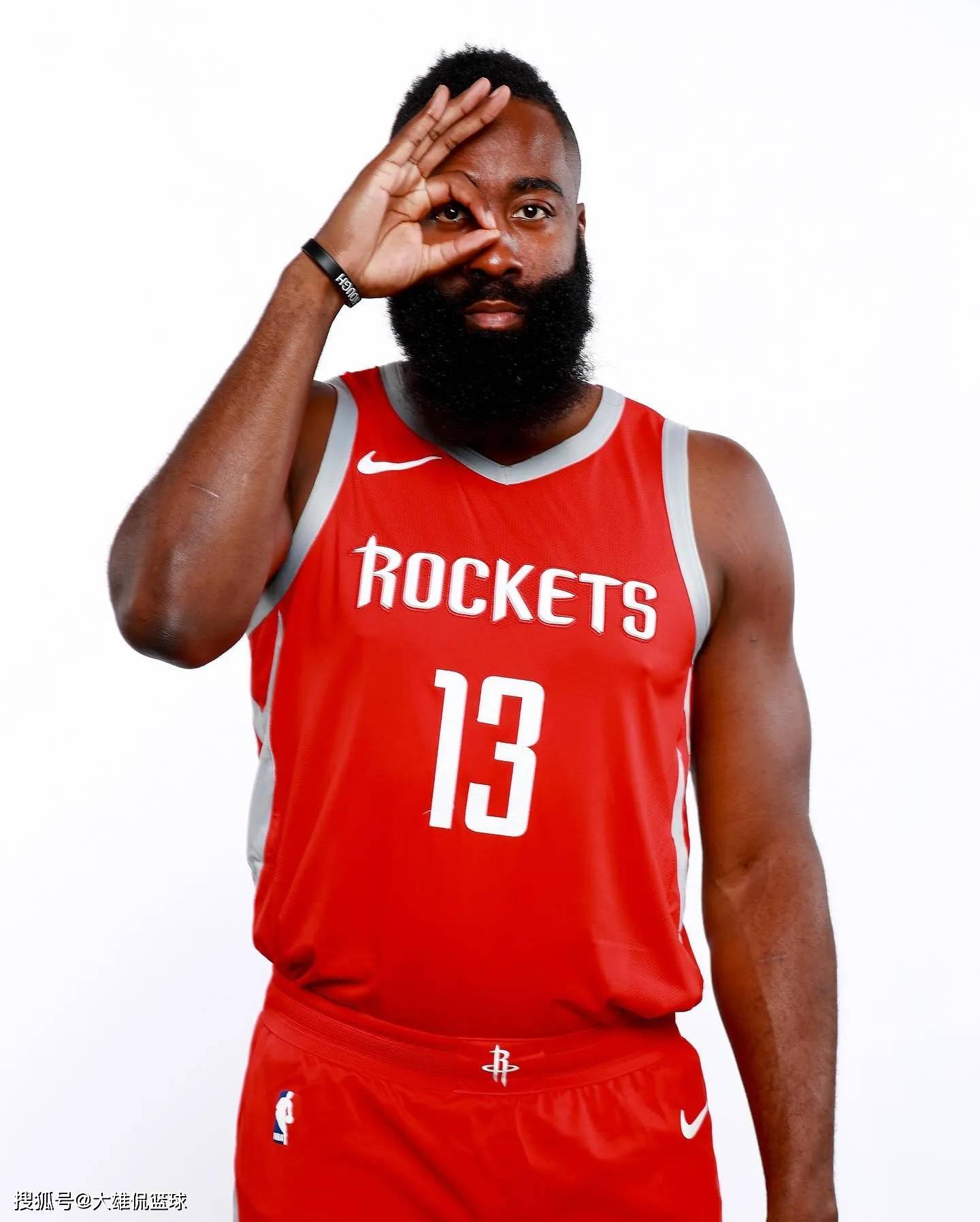 阿方索-戴维斯：复出的感觉太棒了，我满脸笑容（阿方索-戴维斯：重返赛场太爽了，脸上挂满笑容）