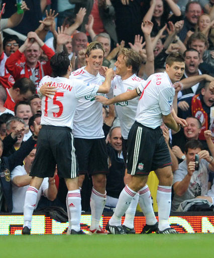 巴萨梅西关键助攻助力进球（梅西关键助攻助巴萨破门）